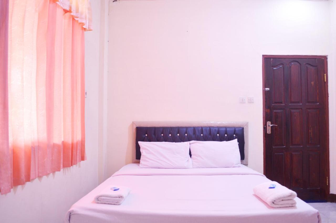 Hotel Yuriko Bukittinggi Zewnętrze zdjęcie