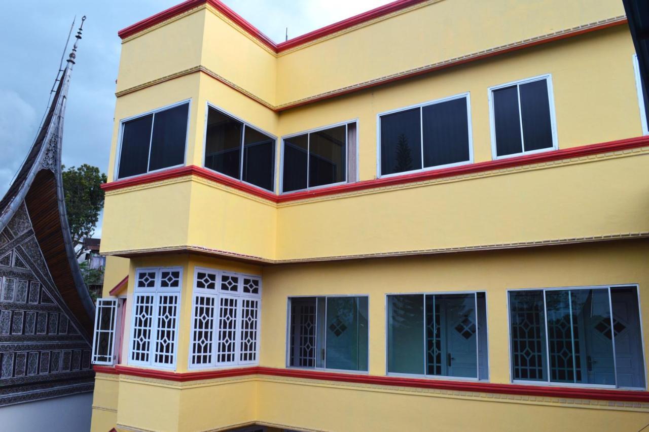 Hotel Yuriko Bukittinggi Zewnętrze zdjęcie