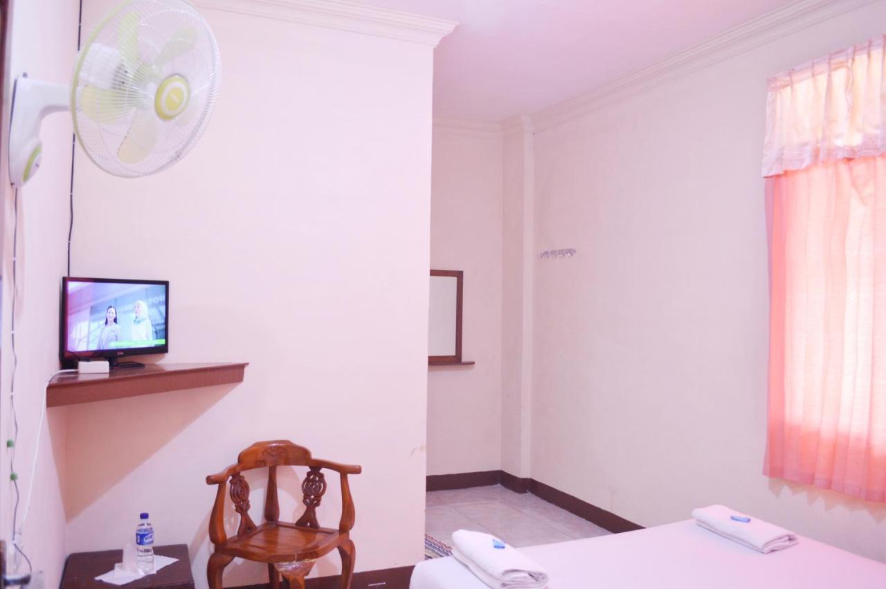 Hotel Yuriko Bukittinggi Zewnętrze zdjęcie