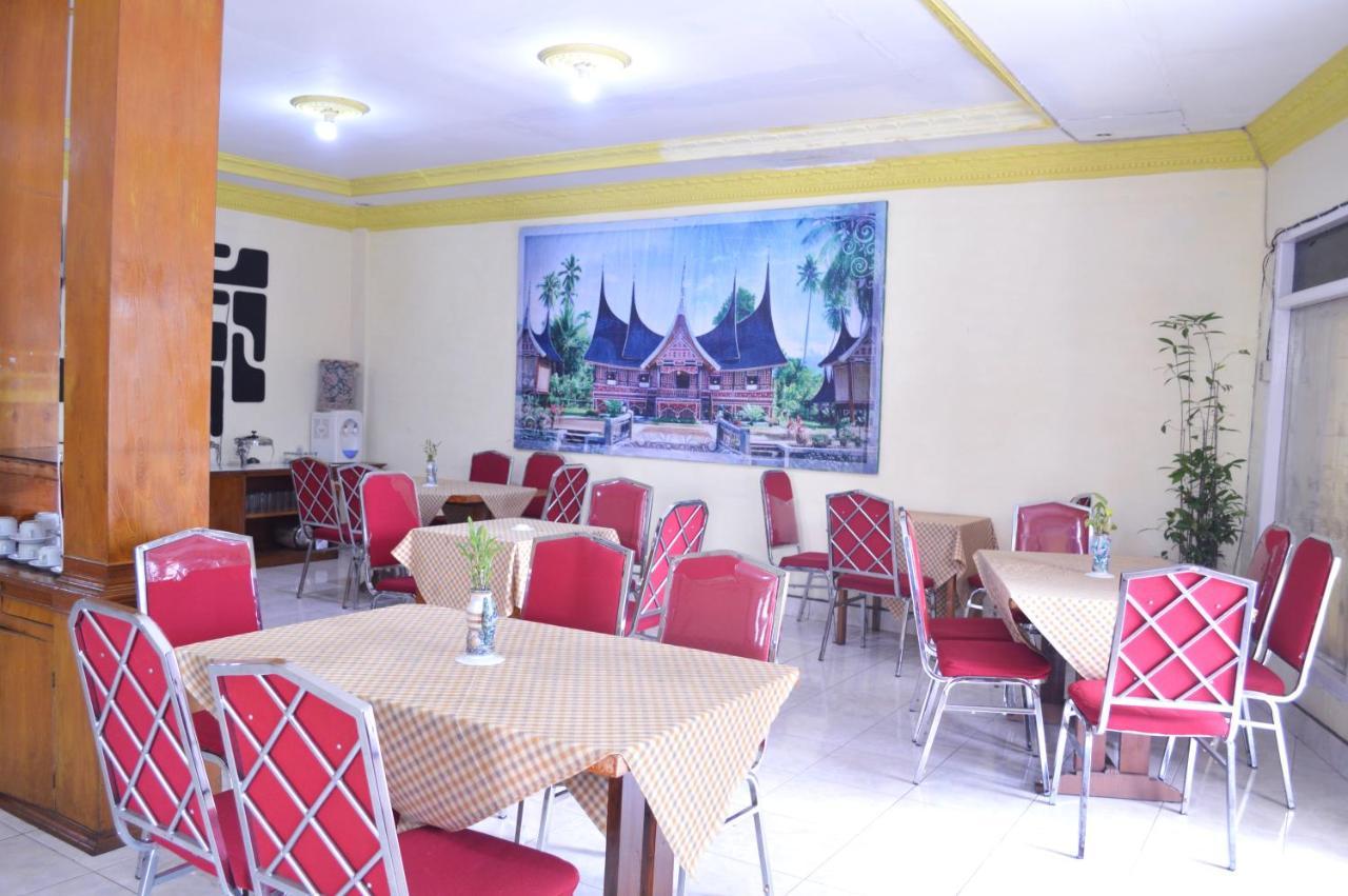 Hotel Yuriko Bukittinggi Zewnętrze zdjęcie