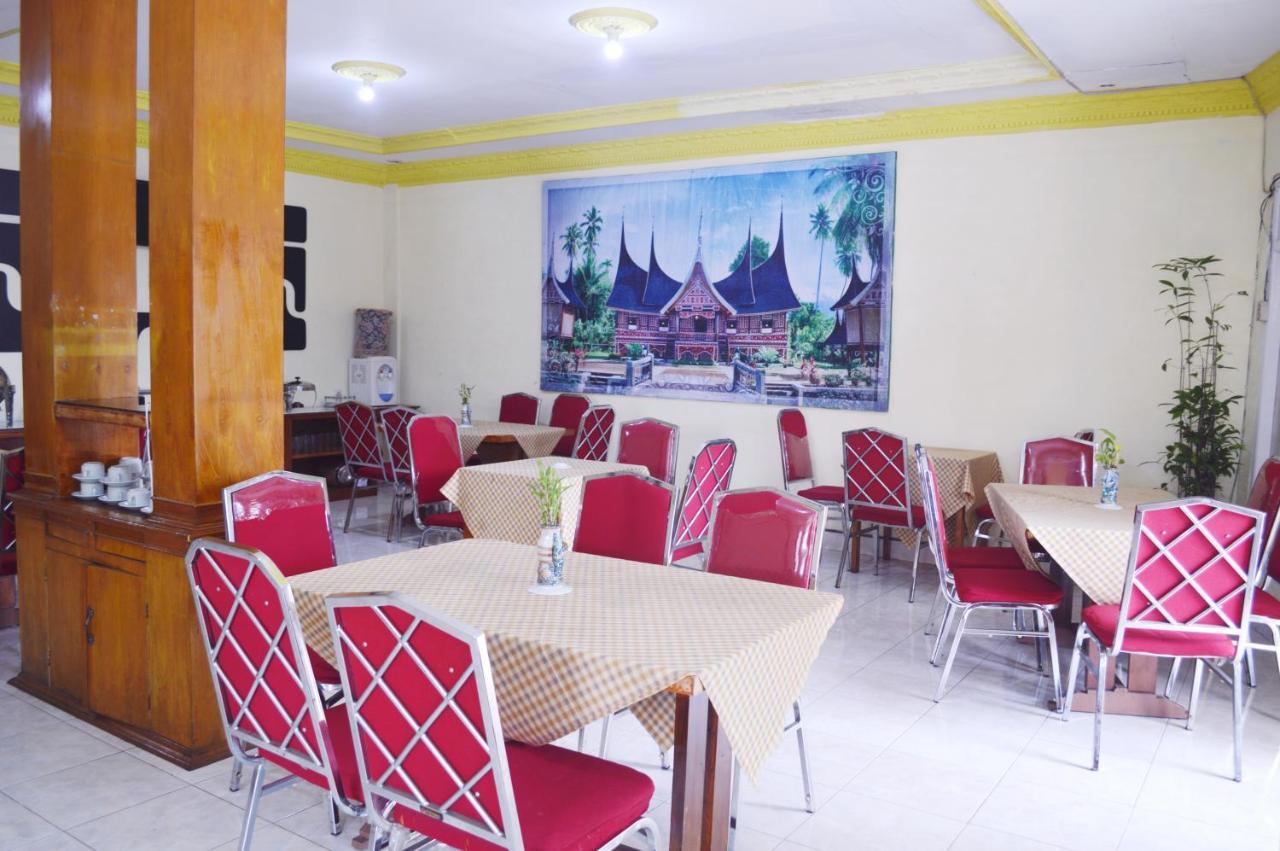 Hotel Yuriko Bukittinggi Zewnętrze zdjęcie